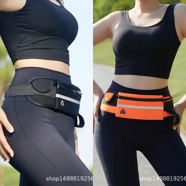 running sports storage phone waist pack outdoor multi-function mobile phone bag morning run night run anti-theft storage bag
running sports storage phone waist pack outdoor multi-function mobile phone bag morning run night run anti-theft storage bag
