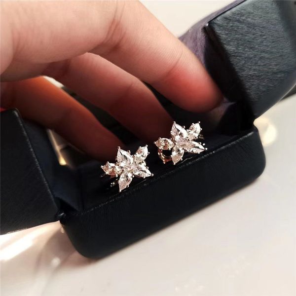 earrings jewelry s925 sterling silver small round diamond flower earrings women jewelry gift ing, Golden;silver
earrings jewelry s925 sterling silver small round diamond flower earrings women jewelry gift ing, Golden;silver