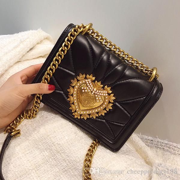 lingge chain 2019 new women's bag messenger bag mini shoulder autumn fashion simple fairy small square bag
lingge chain 2019 new women's bag messenger bag mini shoulder autumn fashion simple fairy small square bag