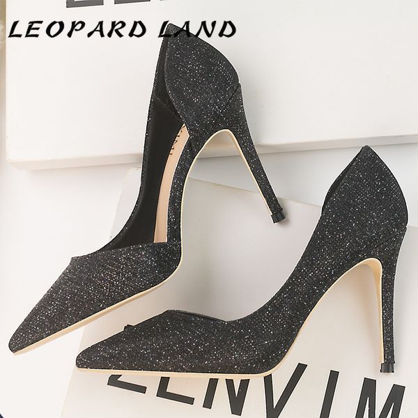 leopard landhigh-heeled bright women's shoes shallow mouth pointed side hollow banquet shoes high-heeled wedding zwm, Black
leopard landhigh-heeled bright women's shoes shallow mouth pointed side hollow banquet shoes high-heeled wedding zwm, Black
