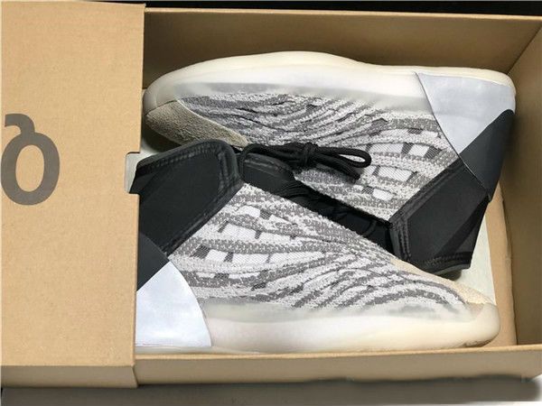 Новая версия Quantum баскетбольные кроссовки Продажа Светоотражающие Kanye West Дизайнерская обувь Мужские кроссовки женщин Размер 36-45EUR
Новая версия Quantum баскетбольные кроссовки Продажа Светоотражающие Kanye West Дизайнерская обувь Мужские кроссовки женщин Размер 36-45EUR