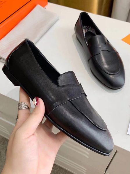 2020 new luxury women's soft leather dress shoes dress shoes ace designer sheepskin flat shoes white black brown
2020 new luxury women's soft leather dress shoes dress shoes ace designer sheepskin flat shoes white black brown