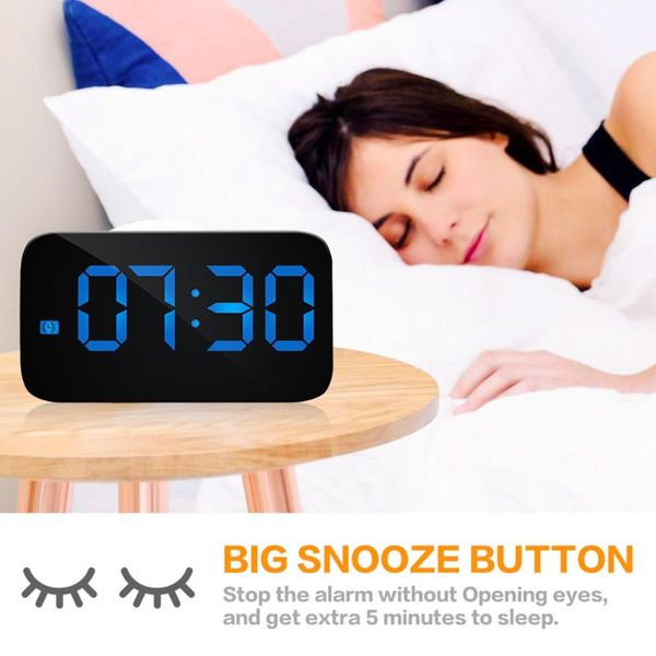 led digital alarm snooze clock voice control time display 5in screen alarm clock deskelectronic decoration clocks
led digital alarm snooze clock voice control time display 5in screen alarm clock deskelectronic decoration clocks