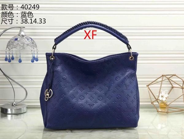 Luxury Classical Designer Handbags High Quality Women Shoulder handbag colors feminina clutch tote bags Messenger Bag purse Shopping Tote 15
Luxury Classical Designer Handbags High Quality Women Shoulder handbag colors feminina clutch tote bags Messenger Bag purse Shopping Tote 15