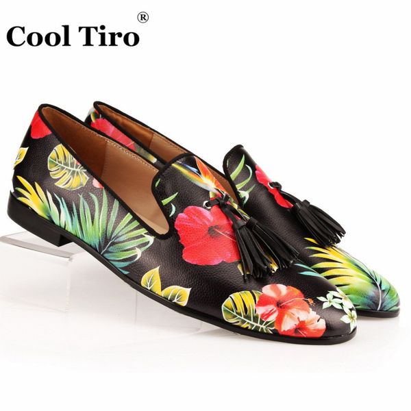 cool tiro tassel men loafers flowers painted genuine leather slipper smoking slip ons shoes party wedding dress shoes men's flat, Black
cool tiro tassel men loafers flowers painted genuine leather slipper smoking slip ons shoes party wedding dress shoes men's flat, Black