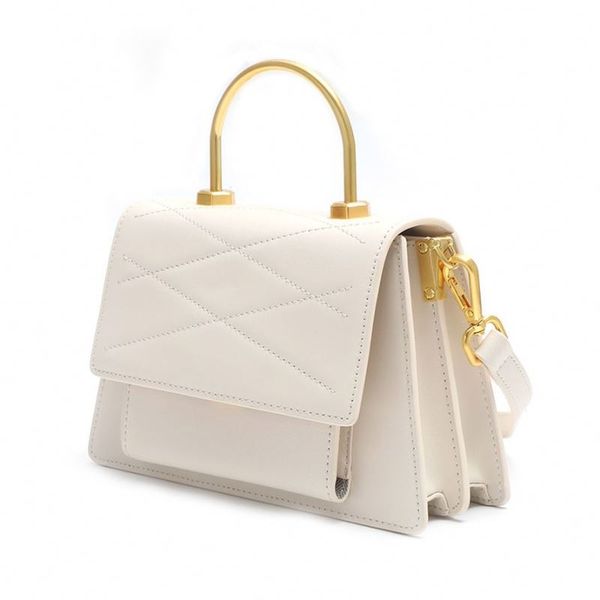 leather messenger handbag lady womens bag luxury genuine woman water tote straps cow handbags fashion shoulder bags handl 
leather messenger handbag lady womens bag luxury genuine woman water tote straps cow handbags fashion shoulder bags handl