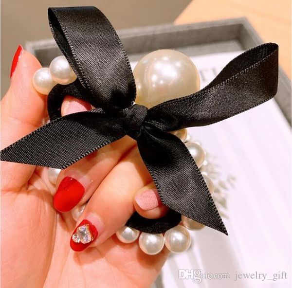 2019 korean version of the new letter beads four-leaf clover letter hair rope creative headdress zama tail boutique hair band rubber band, Gray
2019 korean version of the new letter beads four-leaf clover letter hair rope creative headdress zama tail boutique hair band rubber band, Gray