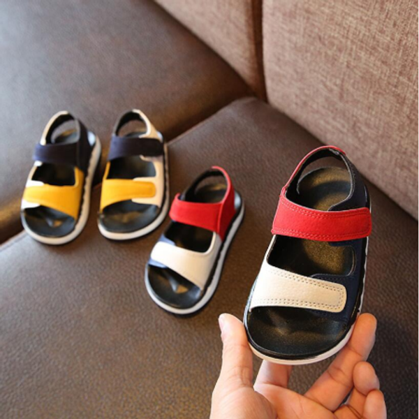 2020 summer boys leather sandals for girls flat children beach shoes kids sports soft non-slip casual toddler sandals, Black;red
2020 summer boys leather sandals for girls flat children beach shoes kids sports soft non-slip casual toddler sandals, Black;red