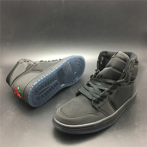 selling black velvet rose embroidery skateboarding sports shoes skate classics sneaker men women perfect footwear
selling black velvet rose embroidery skateboarding sports shoes skate classics sneaker men women perfect footwear
