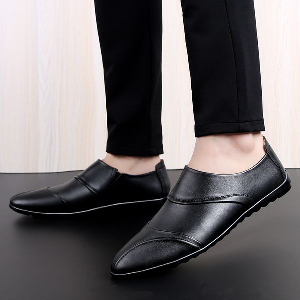 fashion men casual genuine leather shoes soft flat comfy loafers driving shoes solid slip on comfortable footwear lightweight, Black
fashion men casual genuine leather shoes soft flat comfy loafers driving shoes solid slip on comfortable footwear lightweight, Black