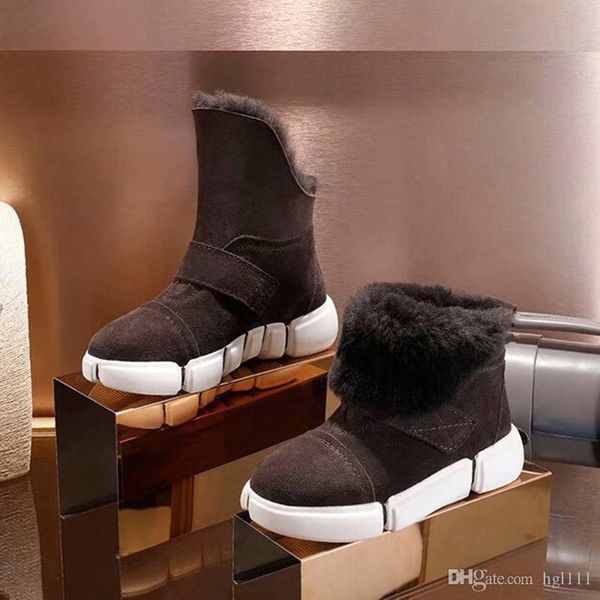 trendy fashion and comfortable thick bottom plus velvet warm cotton tube in the wild wild cotton boots flat female snow boots fashion
trendy fashion and comfortable thick bottom plus velvet warm cotton tube in the wild wild cotton boots flat female snow boots fashion