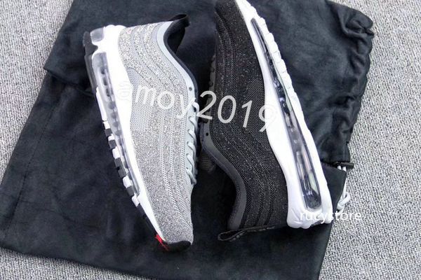 2019 limited og ultra undefeated crystal diamond women men running shoes silver black white mens trainers sports sneakers size 36-46
2019 limited og ultra undefeated crystal diamond women men running shoes silver black white mens trainers sports sneakers size 36-46