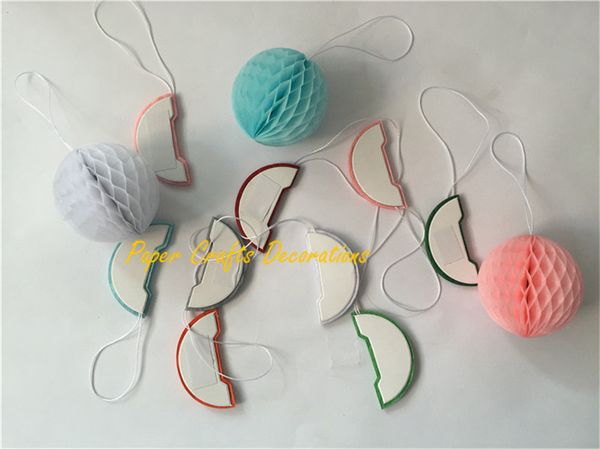 20pcs/lot 2inch=5cm wedding decorations mini handmade tissue paper honeycomb balls hinging indoor baby shower festival decors
20pcs/lot 2inch=5cm wedding decorations mini handmade tissue paper honeycomb balls hinging indoor baby shower festival decors