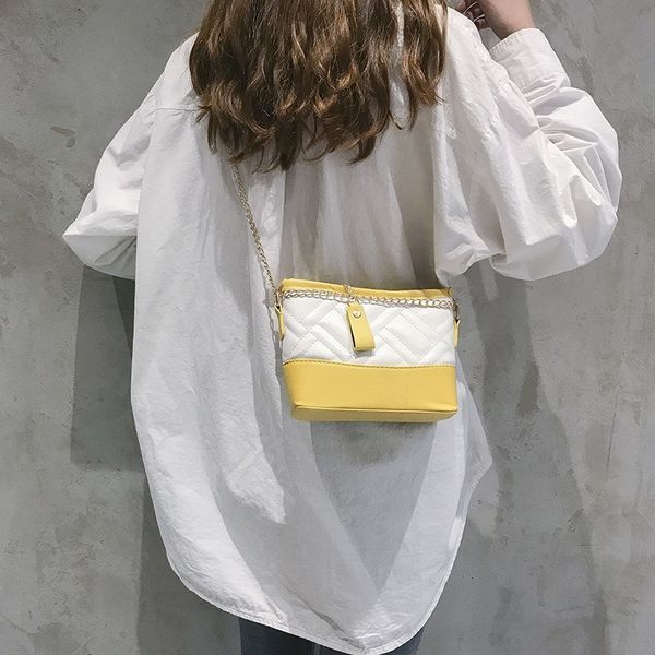 2020 new women's diagonal bag korean version of the simple personality ladies shell bag fashion wild lady crossbody
2020 new women's diagonal bag korean version of the simple personality ladies shell bag fashion wild lady crossbody