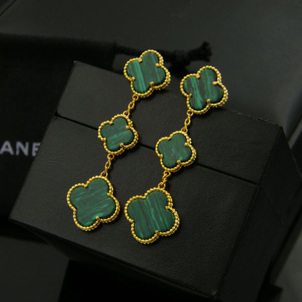 fashion designer jewelry women earrings natural shell black agate flower earrings female three flowers long earrings, White
fashion designer jewelry women earrings natural shell black agate flower earrings female three flowers long earrings, White
