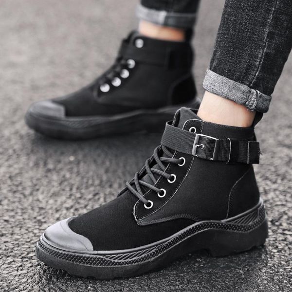 autumn winter fashion men boots vintage style men's autumn casual booties fashion motorcycle boots retro motorcycle round, Black
autumn winter fashion men boots vintage style men's autumn casual booties fashion motorcycle boots retro motorcycle round, Black