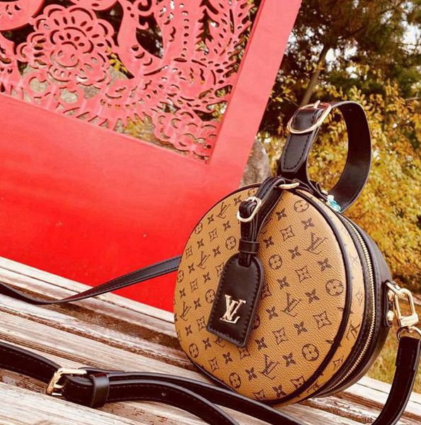 women fashion shoulder messenger luxury pures clutch women handbag leather chain tote crossbody bags - 13002
women fashion shoulder messenger luxury pures clutch women handbag leather chain tote crossbody bags - 13002