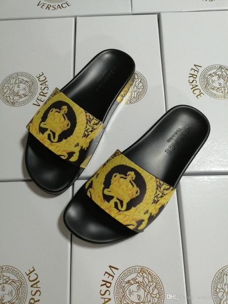 2020 new style men's and women's comfortable, stylish casual designer sandals, pearl effect, golden designer effect, Black
2020 new style men's and women's comfortable, stylish casual designer sandals, pearl effect, golden designer effect, Black