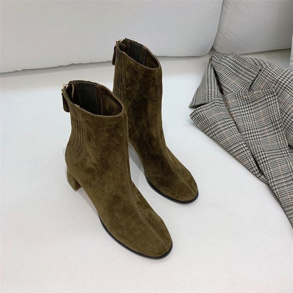 2019 designer new luxury women shoes casual matte leather back zipper female shoes martin boots, Black
2019 designer new luxury women shoes casual matte leather back zipper female shoes martin boots, Black