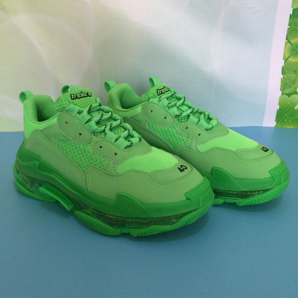 2020 paris triple s clear sole green white crystal bottom mens low platform sneakers vintage women sports dad casual shoes
2020 paris triple s clear sole green white crystal bottom mens low platform sneakers vintage women sports dad casual shoes