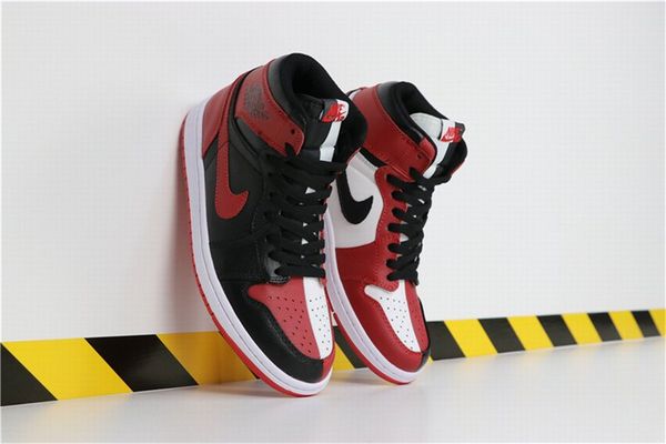 2020 snakeskin jordan retro 4 4s black cat jumpman 1 mens basketball shoes high court purple white men sneakers bred casual trainers
2020 snakeskin jordan retro 4 4s black cat jumpman 1 mens basketball shoes high court purple white men sneakers bred casual trainers