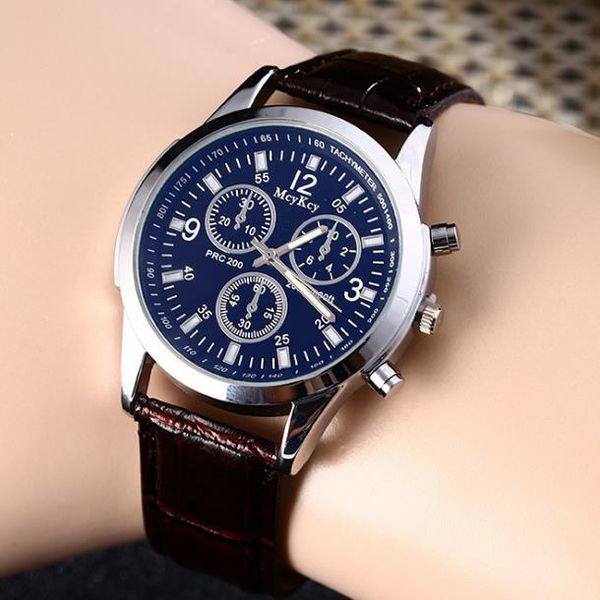 blue light glass classic watch fashionable men's watch high-grade three eyes dial belt watch pu belt buckle, Slivery;brown
blue light glass classic watch fashionable men's watch high-grade three eyes dial belt watch pu belt buckle, Slivery;brown