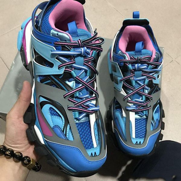 designer shoes triple s 3.0 sneakers luxury man casual shoes women platform outdoor sneakers platform mens track trainers chaussures c13, Black
designer shoes triple s 3.0 sneakers luxury man casual shoes women platform outdoor sneakers platform mens track trainers chaussures c13, Black
