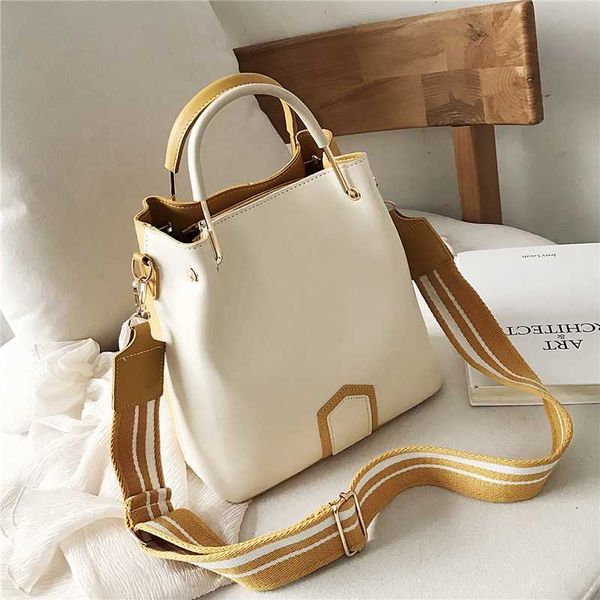 burminsa wide strap soft bucket shoulder bags for women korean style metal handle pu leather ladies messenger bags summer 2020
burminsa wide strap soft bucket shoulder bags for women korean style metal handle pu leather ladies messenger bags summer 2020