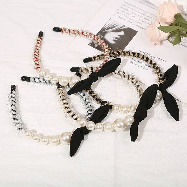 2020 new bow tie headband net red with the same paragraph simple bond knotted fashion temperament pearl headband wholesale, Black;brown
2020 new bow tie headband net red with the same paragraph simple bond knotted fashion temperament pearl headband wholesale, Black;brown