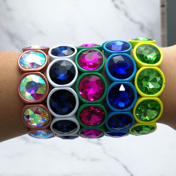 handmade exquisite colorful crystal stone adjustable bracelets rainbow paint spraying frame elastic bangle bracelets for women, Golden;silver
handmade exquisite colorful crystal stone adjustable bracelets rainbow paint spraying frame elastic bangle bracelets for women, Golden;silver