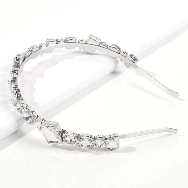 hair hoop headband accessories tools european american fashion luxury ultra flash glass drill full diamond alloy personality exaggerated, Black;brown
hair hoop headband accessories tools european american fashion luxury ultra flash glass drill full diamond alloy personality exaggerated, Black;brown