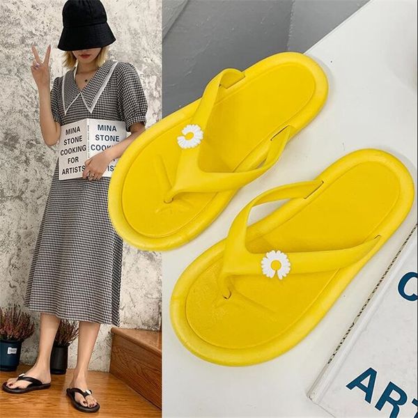 2020 summer flip-flops female summer wear thick bottom non-slip pinch slippers seaside beach female sandals and slippers m681, Black
2020 summer flip-flops female summer wear thick bottom non-slip pinch slippers seaside beach female sandals and slippers m681, Black