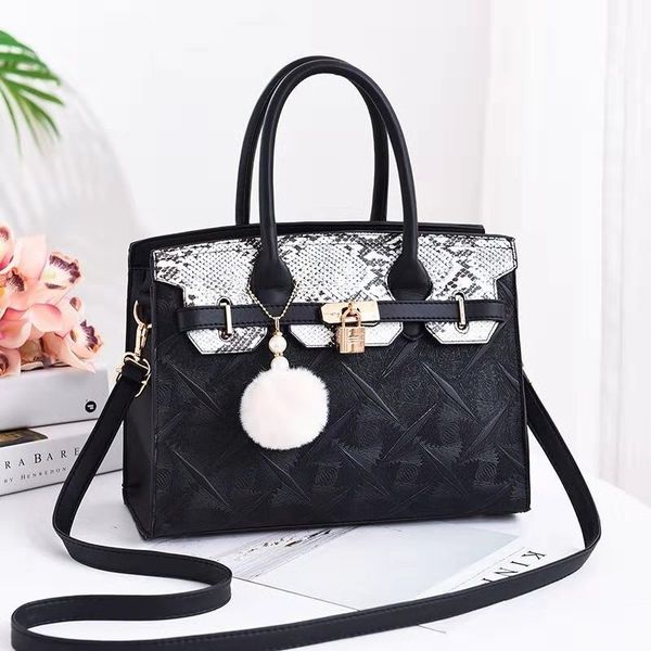 leather luggage tag bag women's leather bag 2020 new snakeskin pattern handbag korean wild shoulder messenger bag gift pendantpurse hoo
leather luggage tag bag women's leather bag 2020 new snakeskin pattern handbag korean wild shoulder messenger bag gift pendantpurse hoo