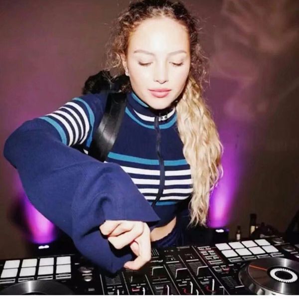 herfst knitwear vrouwelijke vest streetwear streep kasjmier trui rits womens truien coltruien voor vrouwen mode trui, White;black
herfst knitwear vrouwelijke vest streetwear streep kasjmier trui rits womens truien coltruien voor vrouwen mode trui, White;black