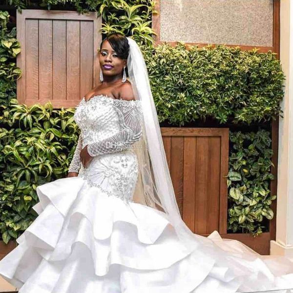 mermaid wedding dresses sweetheart off shoulder long sleeves beading satin black bride wedding gowns chapel train robe de mariee, White
mermaid wedding dresses sweetheart off shoulder long sleeves beading satin black bride wedding gowns chapel train robe de mariee, White