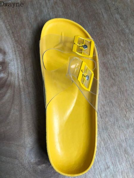 2020 new korean fashion hand-painted crystal jelly beach sandals and slippers for children, Black
2020 new korean fashion hand-painted crystal jelly beach sandals and slippers for children, Black