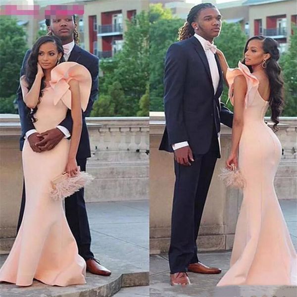 elegant black girl one shoulder prom dresses backless mermaid satin evening gowns saudi arabia formal party dress, Black;red
elegant black girl one shoulder prom dresses backless mermaid satin evening gowns saudi arabia formal party dress, Black;red
