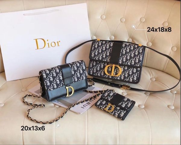 2020 ladies new handbag ladies classic shoulder bag women's business bag exquisite backpack three-piece set
2020 ladies new handbag ladies classic shoulder bag women's business bag exquisite backpack three-piece set