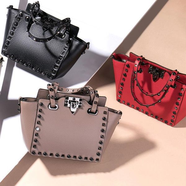 belle2019 woman listed be season genuine leather bucket dumplings handbag single shoulder package
belle2019 woman listed be season genuine leather bucket dumplings handbag single shoulder package