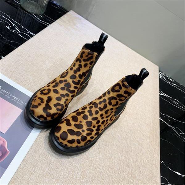 latest luxury women designer boots martin desert boot for woman 100% real leather size us 5-8 fashion winter shoes, Black
latest luxury women designer boots martin desert boot for woman 100% real leather size us 5-8 fashion winter shoes, Black