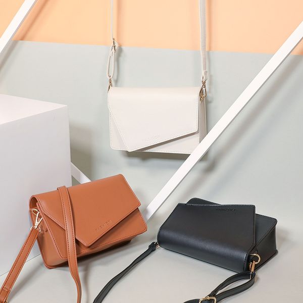 new women's bag korean fashion simple small square mobile phone bag small fresh literature shoulder messenger
new women's bag korean fashion simple small square mobile phone bag small fresh literature shoulder messenger