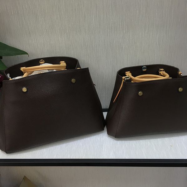 brand designer montaigne handbag bbl genuine leather luxury shoulder bag tote women high end belt bag brand messenger bags ladies saddle
brand designer montaigne handbag bbl genuine leather luxury shoulder bag tote women high end belt bag brand messenger bags ladies saddle