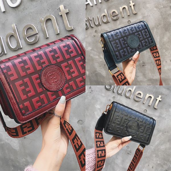women's autumn fashion shoulder small square shoulder contrast color all-match messenger bag broadband small square bag, White
women's autumn fashion shoulder small square shoulder contrast color all-match messenger bag broadband small square bag, White