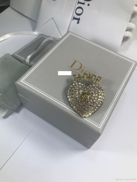 fashion designer brass material love heart brooch for women party gift ps7145, Gray
fashion designer brass material love heart brooch for women party gift ps7145, Gray
