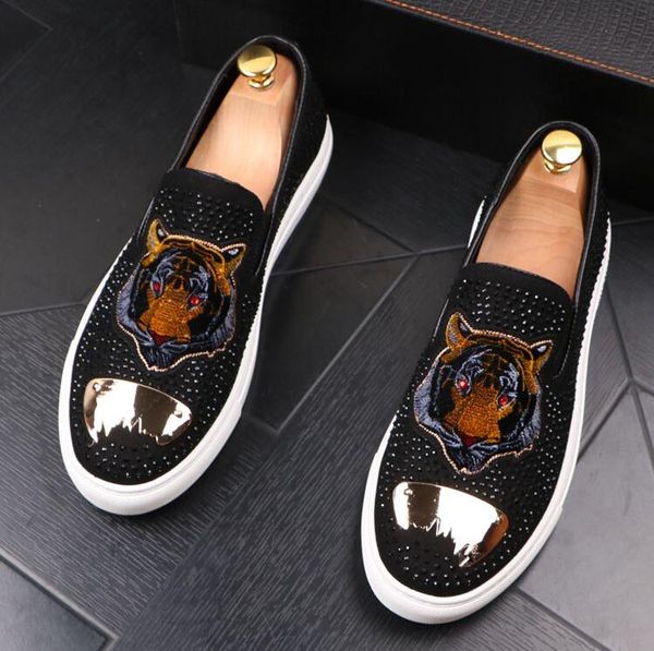 fashion young mens rhinestone shoes velvet embroidery men loafer shoes metal plate men's casual moccasins, Black
fashion young mens rhinestone shoes velvet embroidery men loafer shoes metal plate men's casual moccasins, Black