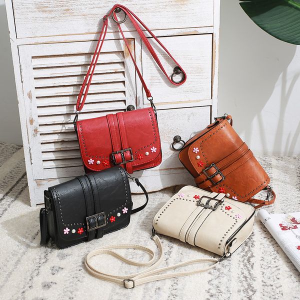 2019 new women retro rivet encrusted small pu leather square bag shoulder bag messenger mini crossbody for women
2019 new women retro rivet encrusted small pu leather square bag shoulder bag messenger mini crossbody for women