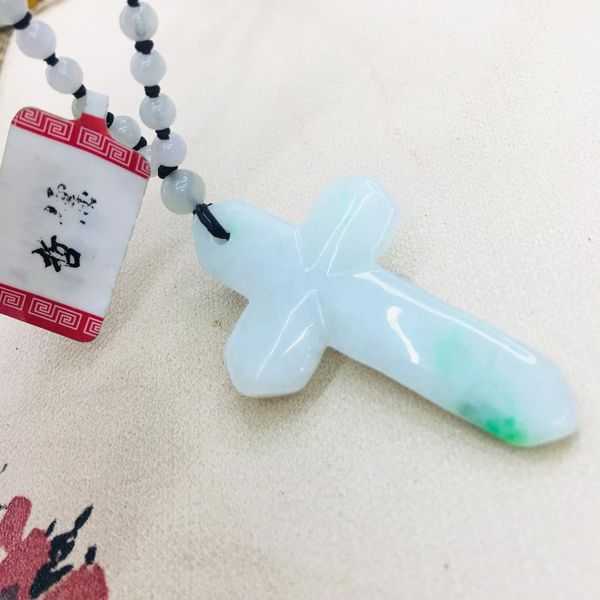 natural burmese emerald jade carving light green cross pendant with emerald tricolor bead necklace sweater chain, Silver
natural burmese emerald jade carving light green cross pendant with emerald tricolor bead necklace sweater chain, Silver