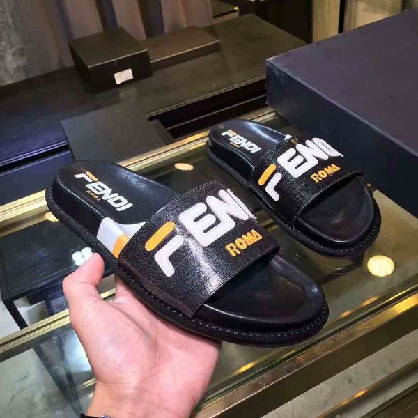 2019 de igner fa hion men 039 beach andal and lipper medu a lipper men and women luxury wimming trunk ca ual hoe 
2019 de igner fa hion men 039 beach andal and lipper medu a lipper men and women luxury wimming trunk ca ual hoe