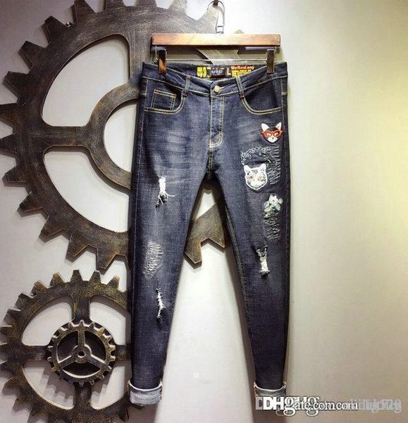 2020 new fashion luxury designer distressed ripped mens jeans motorcycle biker jeans causal men designer pants mens skinny jeans, Blue
2020 new fashion luxury designer distressed ripped mens jeans motorcycle biker jeans causal men designer pants mens skinny jeans, Blue