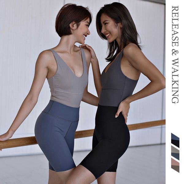 r&w women sports v neck yoga ballet training suits coverall leggings set woman bra pants suit dance nake-feel squat vest, White;red
r&w women sports v neck yoga ballet training suits coverall leggings set woman bra pants suit dance nake-feel squat vest, White;red